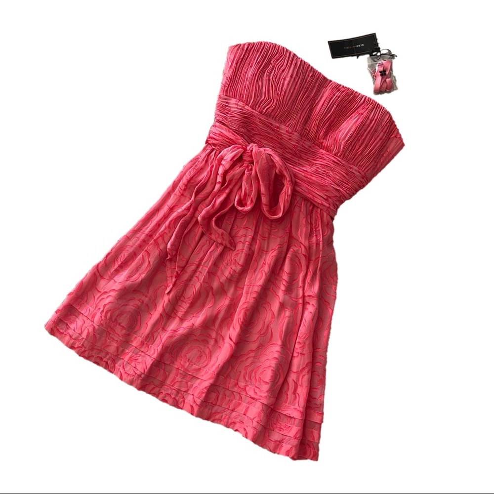 BCBG pre-loved silk rayon pink strapless short dress with rose pattern (size 6)